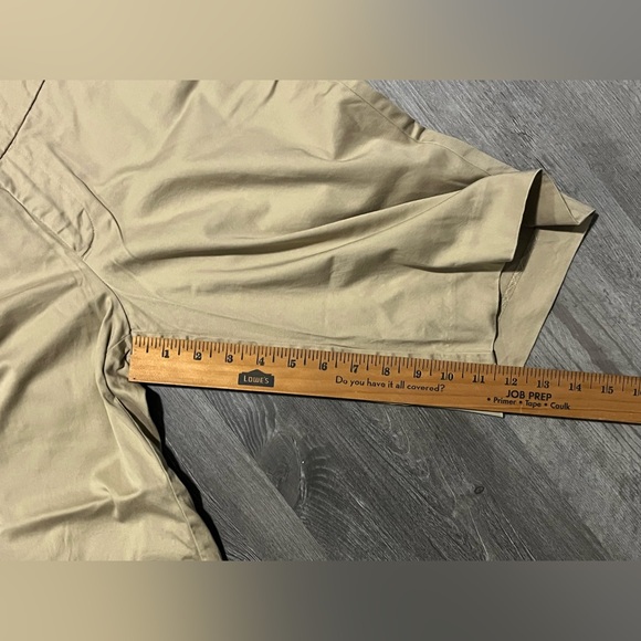 Mossimo Stretch Khaki/Tan Bermuda Shorts - Size Women’s 6 - Picture 4 of 11